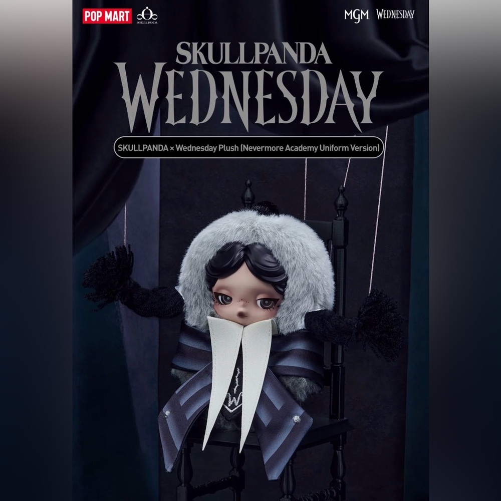 Authentic SKULLPANDA × Wednesday Vinyl Plush Pendant - NEVERMORE ACADEMY UNIFORM